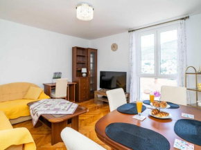 Apartment Klaudia - Two Bedroom Apartment with Balcony